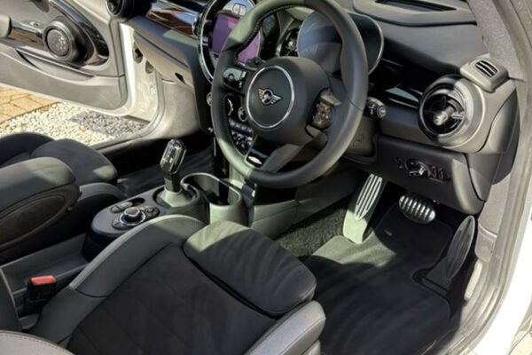 V-Power Mobile Detailing | Professional Car Detailing